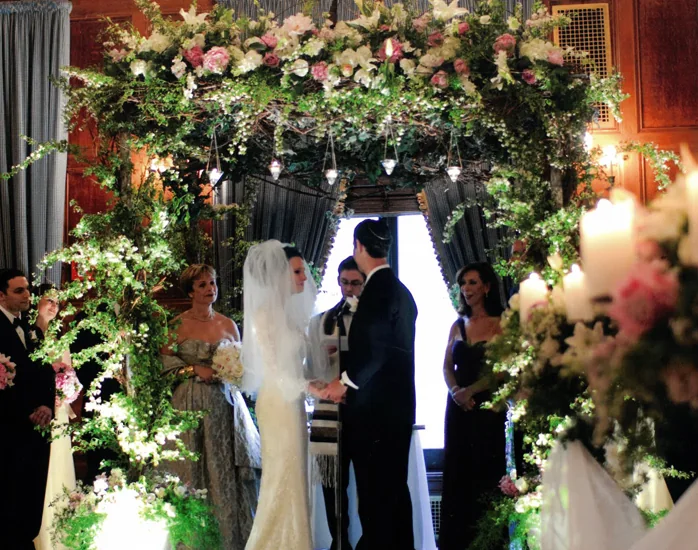 A private event setting at The Harmonie Club.
